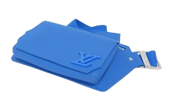 Louis Vuitton &