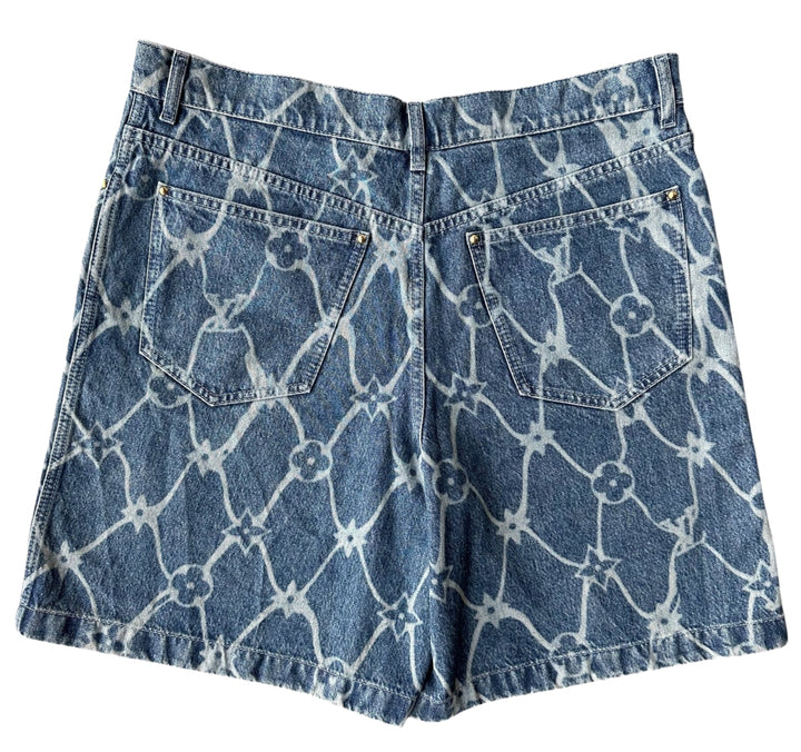 Louis Vuitton &