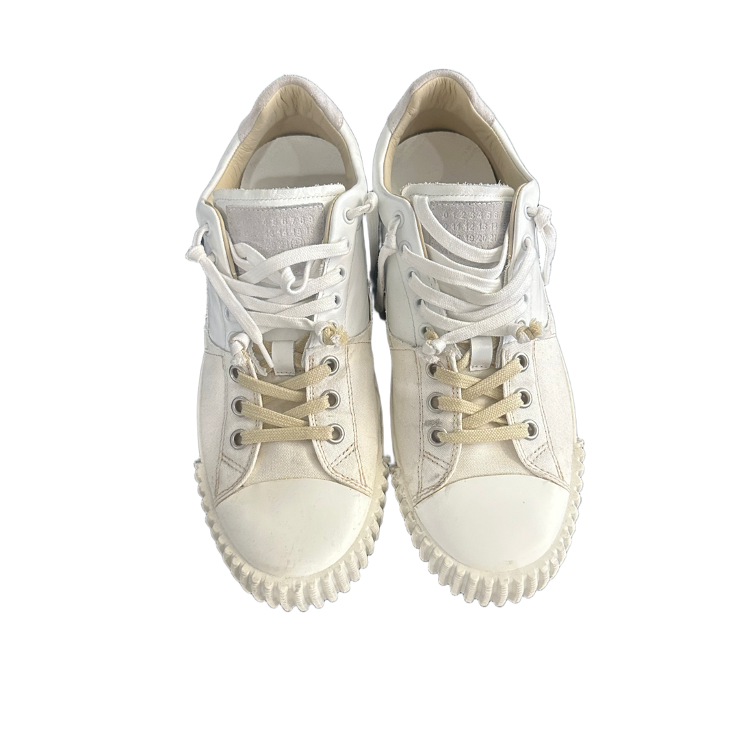 Maison Margiela 'White Round Toe' Lace Up Sneakers