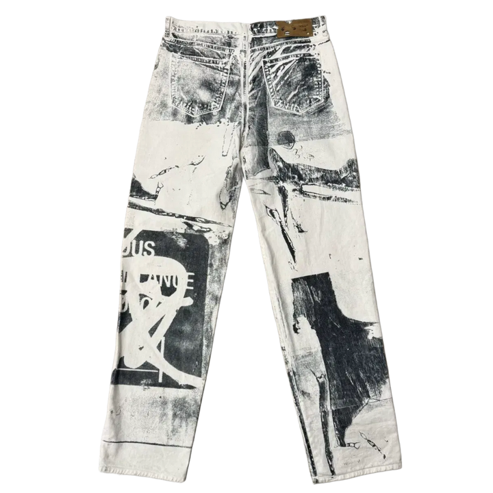 Off White &
