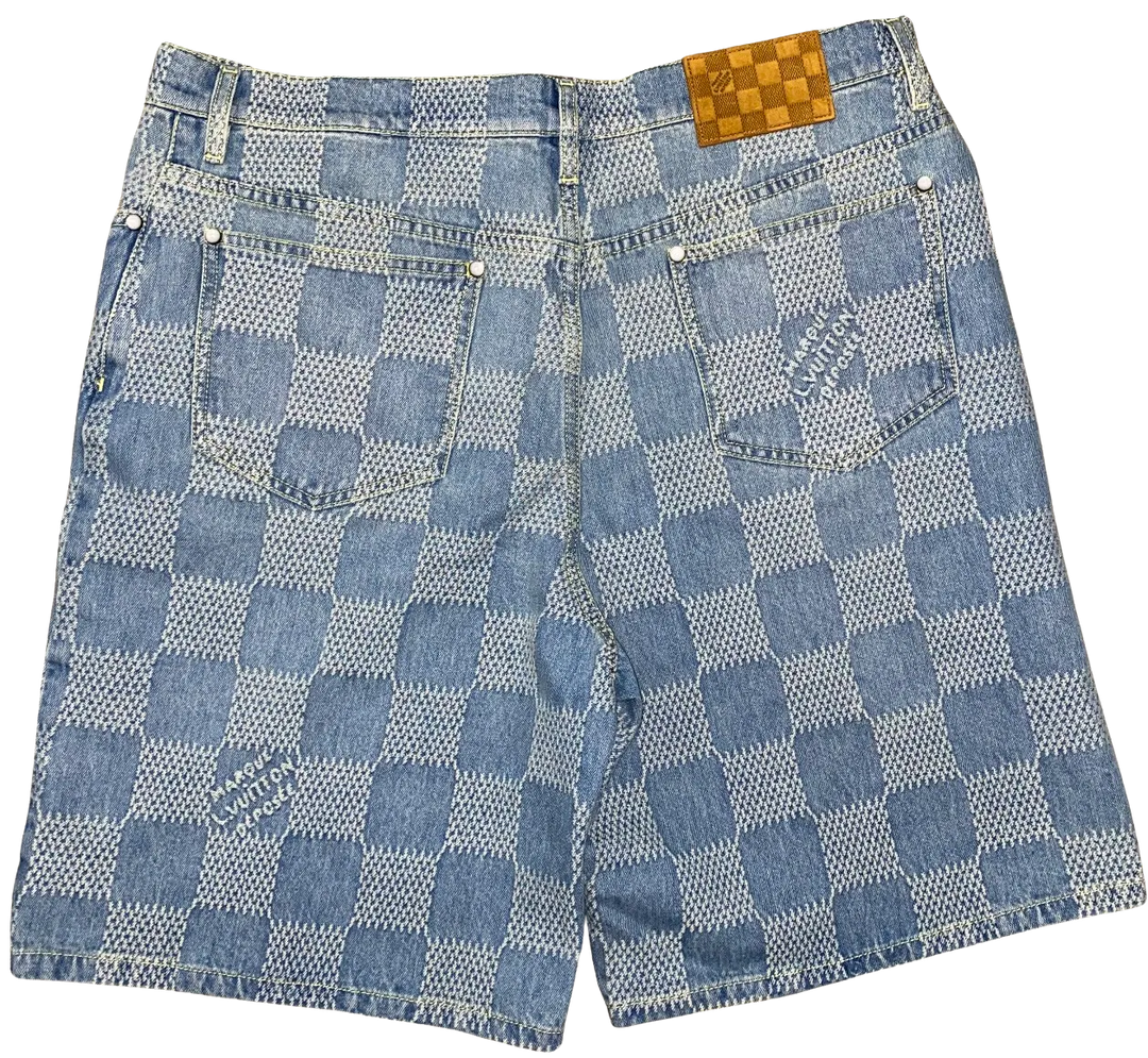 Louis Vuitton &